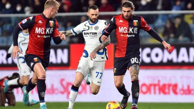 2022-02-25t225553z_1_lynxmpei1o1au_rtroptp_3_soccer-italy-gen-int-report.jpg